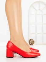 Pantofi cu Toc Gros 8132 RED | CM