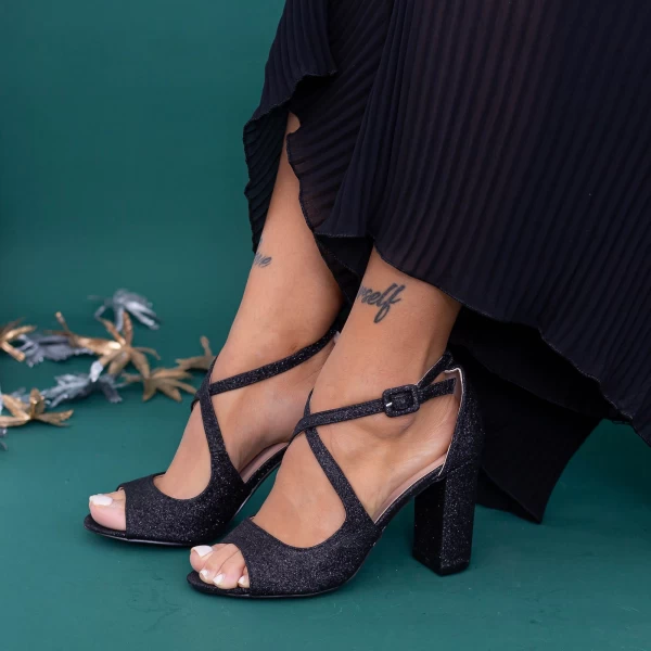 Ženski sandali z debelo peto XD83C Črna | Mei