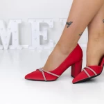 Čevlji z debelo peto 3XKK16 Rdeča | Mei