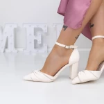 Čevlji z debelo peto 3XKK18 Bež | Mei