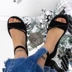 Ženski sandali z nizkim podplatom 3GZ68 Črna | Mei