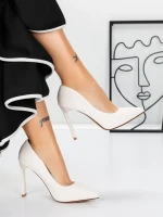 Čevlji z debelo peto 3DC36 Bež | Mei