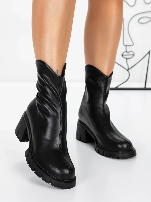 Ženski gležnjarji 3WL16 Črna | Mei