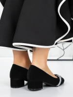 Čevlji z nizko peto 3XKK99 Črna | Mei