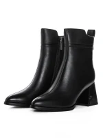 Nizki škornji z debelo peto K107-55-B81A Črna Jose Simon