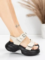 ženski sandali iz pravega usnja 6818 Kremna | Advancer