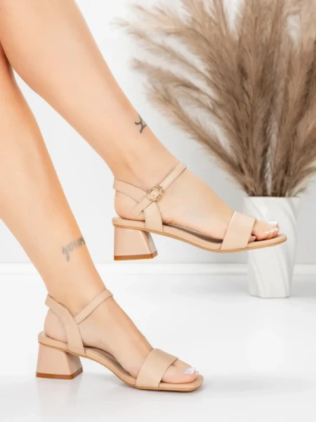 ženski sandali iz pravega usnja 22396 Breskev | Advancer