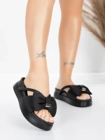 Ženski copati iz pravega usnja TP637-1 Črna | Formazione