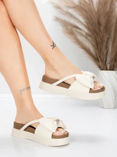 Ženski copati iz pravega usnja TP637-1 Kremna | Formazione